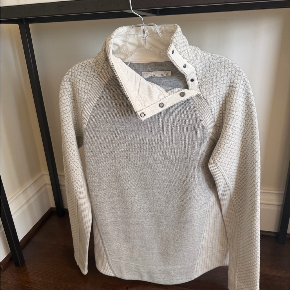 Prana Sweater Top w/ Fleece Lining XS